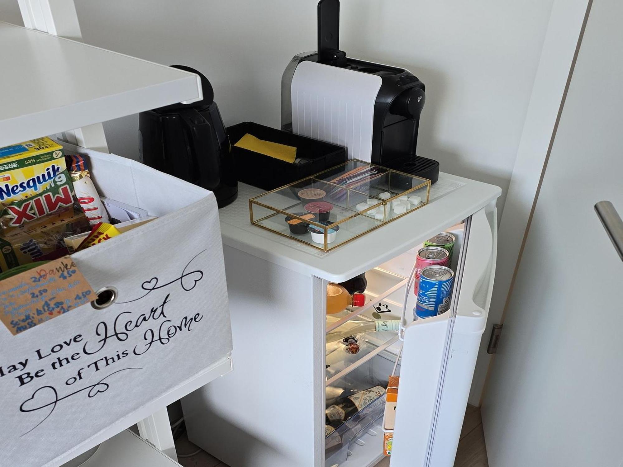 Stadtnahes Gaestezimmer Im Penthouse Bei Esi Tubingen Bagian luar foto